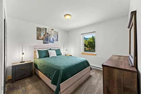 Bedroom - 307 Spring St, Gardiner, MT 59030 photo 2 of 5
