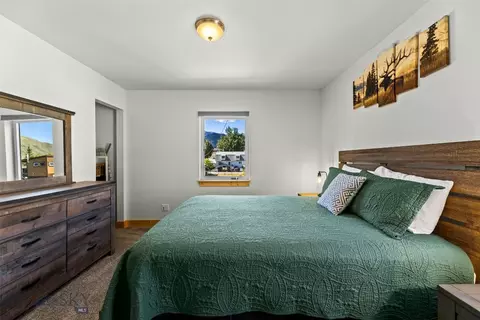 Bedroom - 307 Spring St, Gardiner, MT 59030 photo 5 of 5