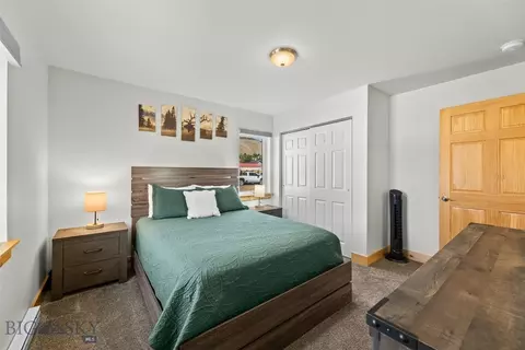 Bedroom - 307 Spring St, Gardiner, MT 59030 photo 1 of 5