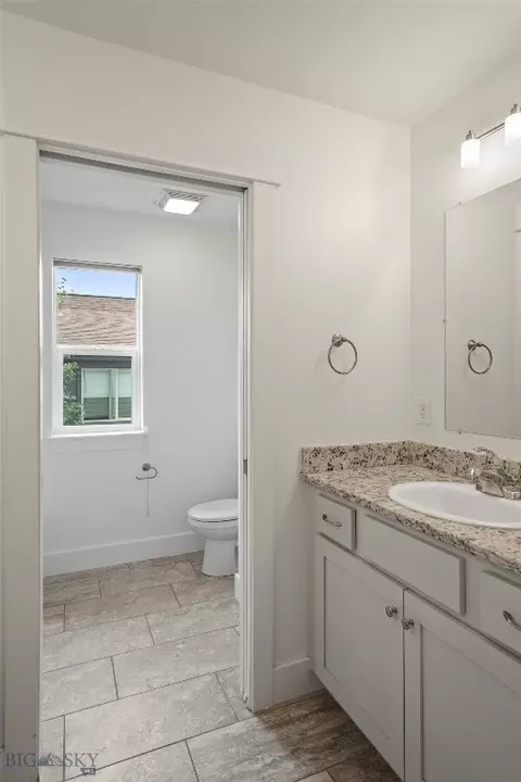 Bath - 2020 Jacobs St, Bozeman, MT 59718 photo 8 of 10