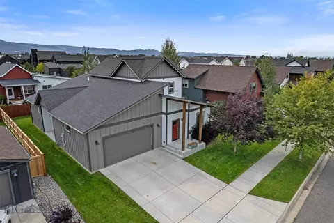 Exterior - 2020 Jacobs St, Bozeman, MT 59718 photo 4 of 6