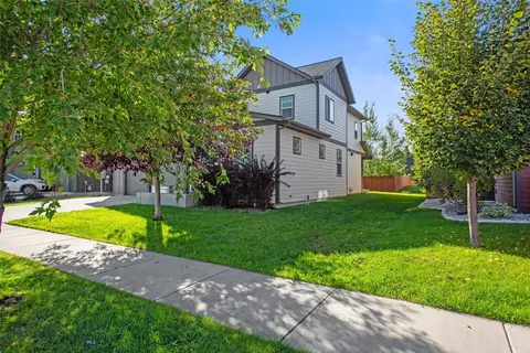Exterior - 2020 Jacobs St, Bozeman, MT 59718 photo 5 of 6