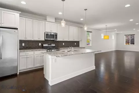 Kitchen - 2020 Jacobs St, Bozeman, MT 59718 photo 3 of 4