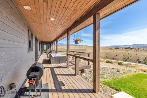 Exterior - 35 Skyview Ln, Townsend, MT 59644 photo 7 of 9