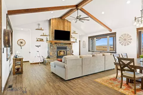 Living - 35 Skyview Ln, Townsend, MT 59644 photo 1 of 5