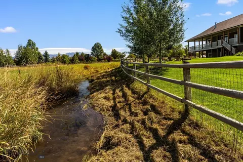 Exterior - 1255 Candlelight Dr, Bozeman, MT 59718 photo 17 of 21