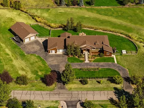 View/Area - 1255 Candlelight Dr, Bozeman, MT 59718 photo 5 of 8