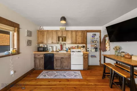 Kitchen - 18 E Reeder St, Dillon, MT 59725 photo 3 of 4