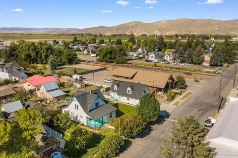 View/Area - 18 E Reeder St, Dillon, MT 59725 photo 1 of 8
