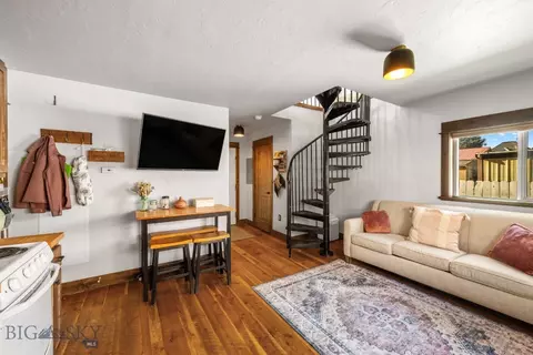 Living - 18 E Reeder St, Dillon, MT 59725 photo 9 of 10