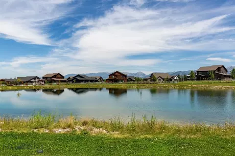 View/Area - 77 Horseshoe Loop, Bozeman, MT 59718 photo 2 of 13