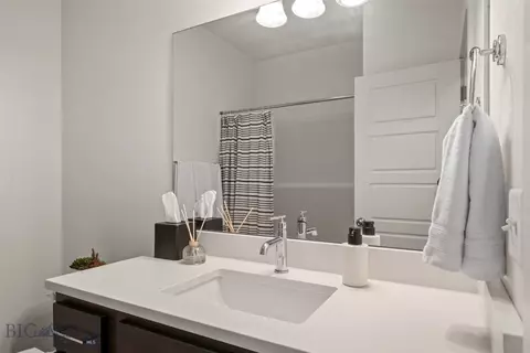 Bath - 98 Caitlin Rd, Bozeman, MT 59718 photo 5 of 9