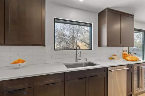 Kitchen - 9200 River Rd, Bozeman, MT 59718 photo 4 of 6