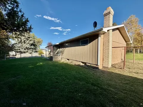 Exterior - 1036 E Reeder St, Dillon, MT 59725 photo 7 of 17