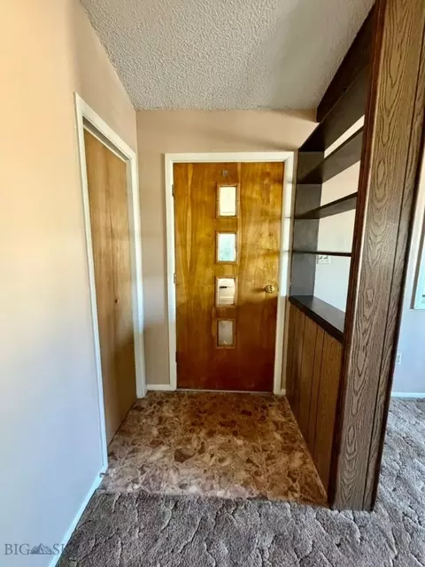 Entry Way - 1036 E Reeder St, Dillon, MT 59725 photo 1 of 3