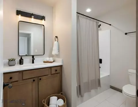 Bath - 61 Canvasback Ave, Bozeman, MT 59718 photo 3 of 4