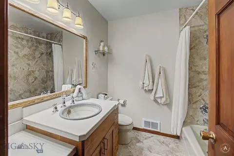 Bath - Undisclosed, Helena, MT 59602 photo 1 of 3