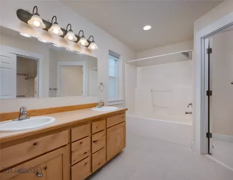 Bath - 2945 Oliver St, Bozeman, MT 59718 photo 2 of 2