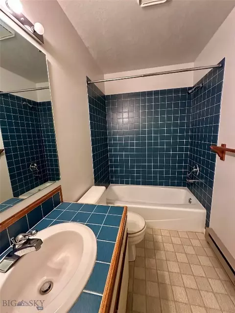 Bath - 7 Flathead Ave, Bozeman, MT 59718 photo 3 of 4