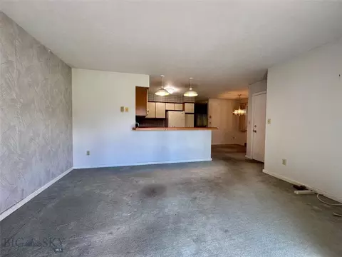 Living - 7 Flathead Ave, Bozeman, MT 59718 photo 2 of 3