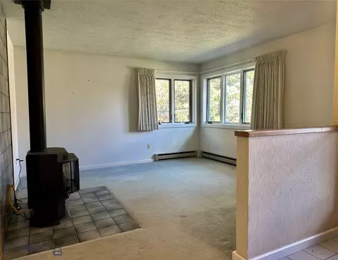 Living - 7 Flathead Ave, Bozeman, MT 59718 photo 3 of 3