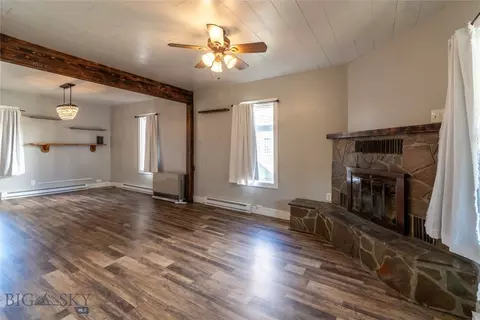 Living - 412 E 4th, Big Timber, MT 59011 photo 2 of 9