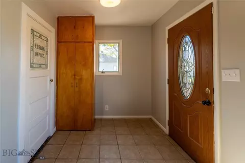 Entry Way - 412 E 4th, Big Timber, MT 59011 photo 5 of 7