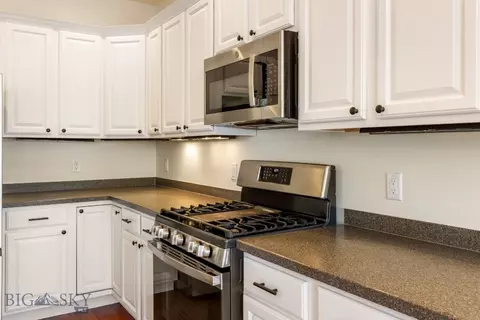 Kitchen - 1157 Springbrook Ave, Bozeman, MT 59718 photo 4 of 7