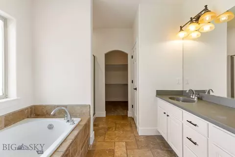 Bath - 1157 Springbrook Ave, Bozeman, MT 59718 photo 2 of 8