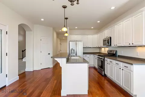 Kitchen - 1157 Springbrook Ave, Bozeman, MT 59718 photo 2 of 7