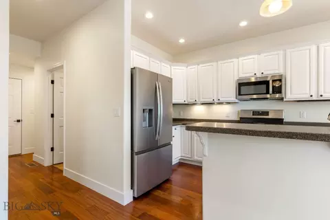 Entry Way - 1157 Springbrook Ave, Bozeman, MT 59718 photo 4 of 7