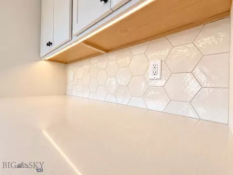 Kitchen - 515 Wise Way, Belgrade, MT 59714 photo 4 of 5