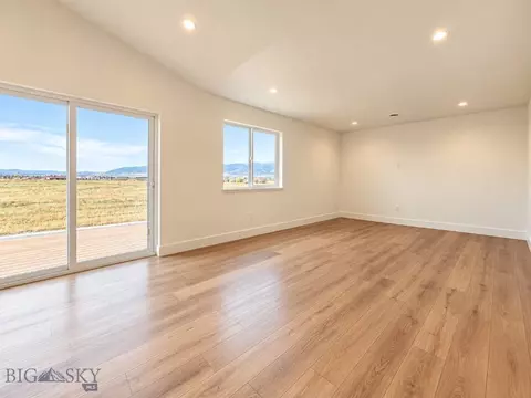 Living - 515 Wise Way, Belgrade, MT 59714 photo 1 of 2