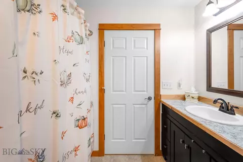 Bath - 616 W Adams St, Three Forks, MT 59752 photo 4 of 5
