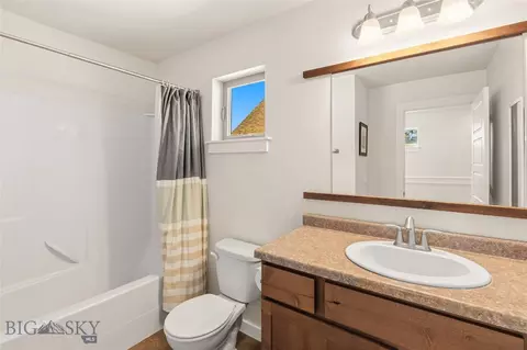 Bath - 38 Ramshorn Peak Ln, Bozeman, MT 59718 photo 4 of 4