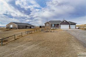 1740 Lobo Dr, Laurel, MT 59044 photo 1
