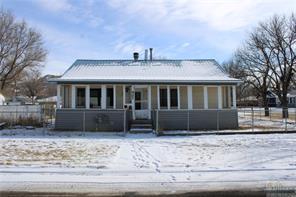 421 S Sargent, Glendive, MT 59330 photo 1