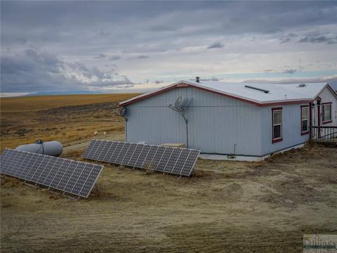 525 Golf Course Rd, Roundup, MT 59072 photo 1