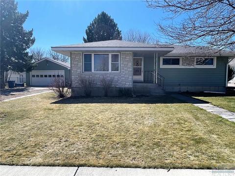 210 E Carbon Ave, Bridger, MT 59014 photo 1