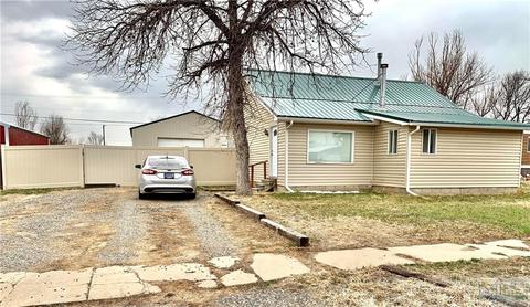 1311 W 3rd St, Roundup, MT 59072 photo 1