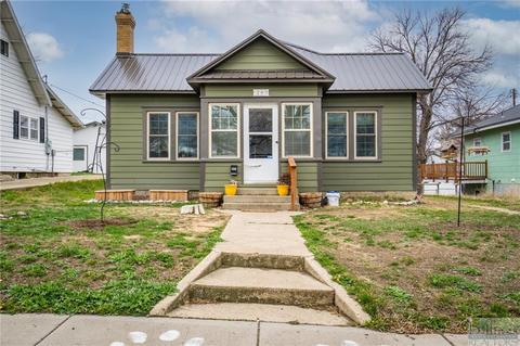 207 3rd St W, Roundup, MT 59072 photo 1