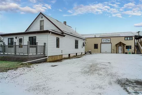 18 N 1st St, Laurel, MT 59044 photo 1