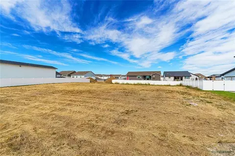 2152 Gleneagles Blvd, Billings, MT 59105