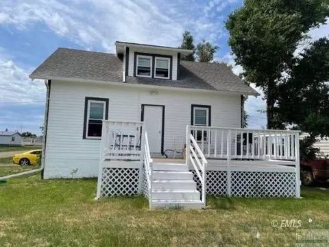 301 5th, Circle, MT 59215 photo 1