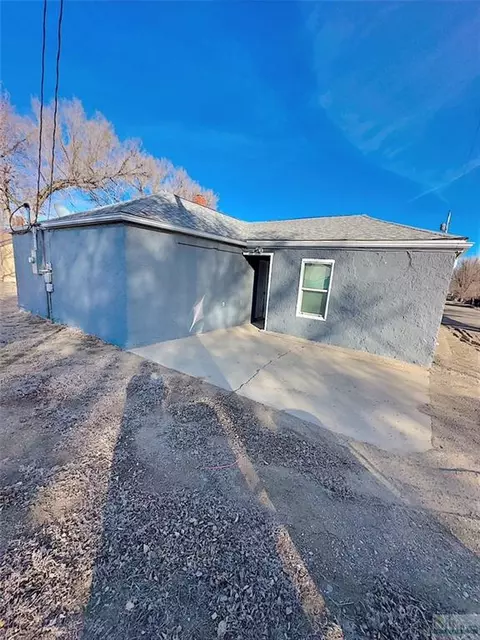 1202 B Ave, Circle, MT 59215 photo 1