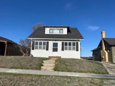 205 3rd St W, Roundup, MT 59072 photo 1