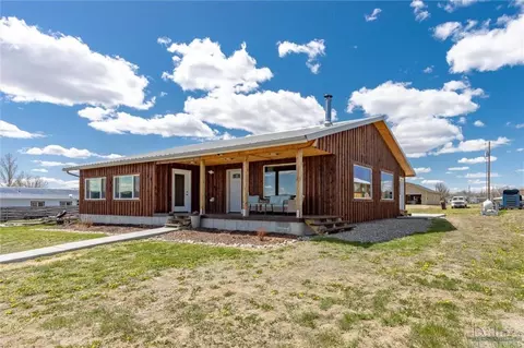 1115 4th St E, Roundup, MT 59072 photo 1