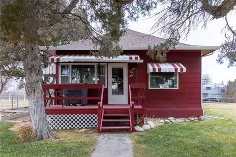 409 E Carbon Ave, Bridger, MT 59014 photo 1
