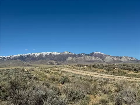 6 Roberts Trl W, Belfry, MT 59008