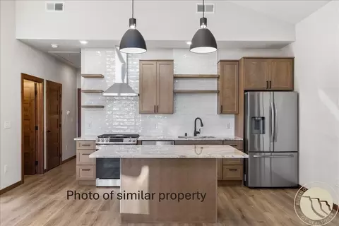 Kitchen - 47 Alpine Basin Loop, Red Lodge, MT 59068 photo 3 of 3